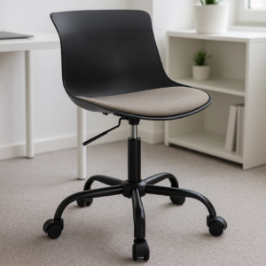 Silla Operativa Eames Acolchonada Color Negro