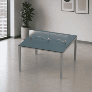 Mesa de ping pong moderna para oficina o espacio recreativo.