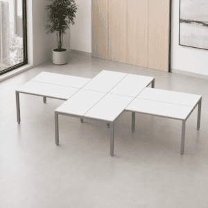 Mesa de oficina modular blanca para espacios de trabajo modernos y funcionales.