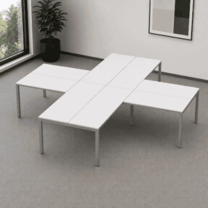 Mesa de oficina modular blanca para espacios de trabajo colaborativos y modernos.