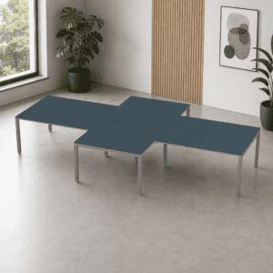 Mesa de oficina modular con superficie azul oscuro y estructura metálica para espacios de trabajo mo.
