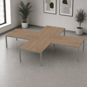 Mesa de oficina moderna y funcional para espacios de trabajo colaborativos.